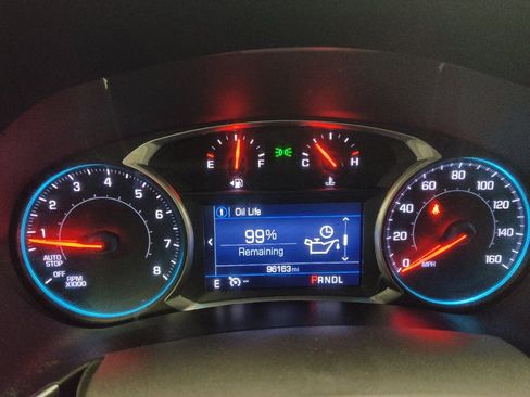 Used 2019 Chevrolet Equinox LT w/ Driver Convenience Package FWD image 23