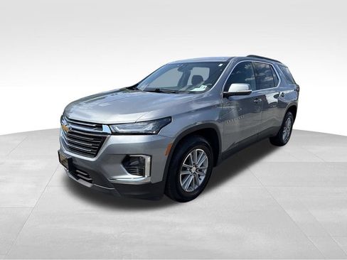 Used 2023 Chevrolet Traverse LT AWD/4WD image 1