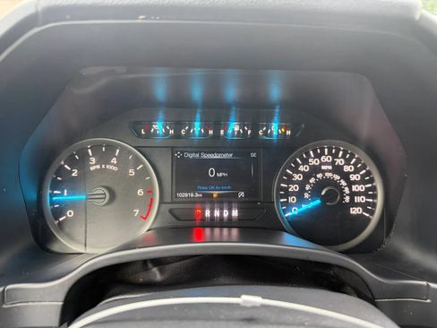 Used 2020 Ford F150 XLT w/ Equipment Group 302A Luxury AWD/4WD image 17