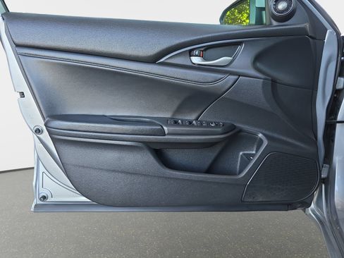 Used 2020 Honda Insight Touring image 28