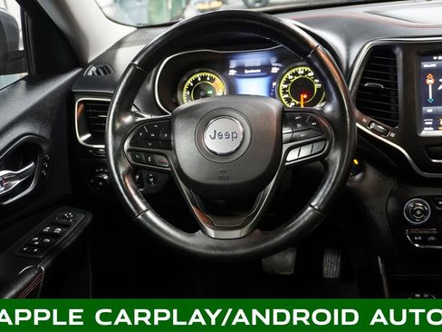 Used 2020 Jeep Cherokee Trailhawk image 12