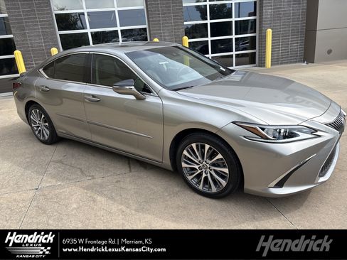 Used 2021 Lexus ES 300h w/ Premium Package FWD image 1
