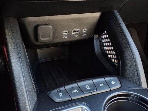 Certified 2023 Chevrolet TrailBlazer RS w/ Sun and Liftgate Package image 10