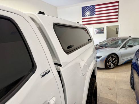 Used 2019 Toyota Tacoma SR5 RWD image 37