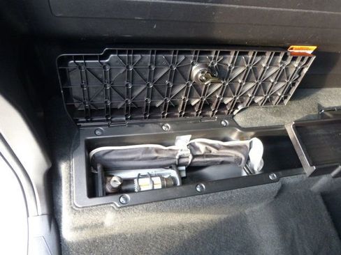 Used 2022 Toyota Tacoma SR image 24