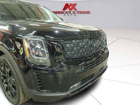 Used 2022 Kia Telluride SX w/ SX Prestige Package AWD/4WD image 9