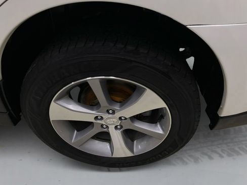 Used 2013 Subaru Outback 2.5i Limited AWD/4WD image 19