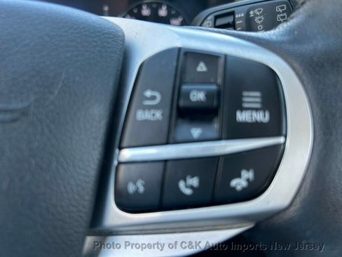 Used 2021 Ford Explorer XLT w/ Equipment Group 202A AWD/4WD image 42
