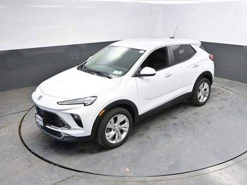 Used 2025 Buick Encore GX Preferred image 37