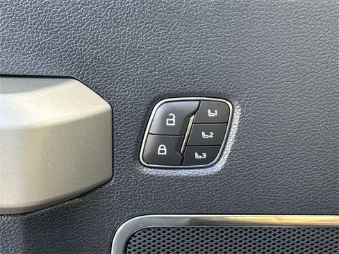 Certified 2022 Ford F250 Lariat w/ Lariat Ultimate Package image 26