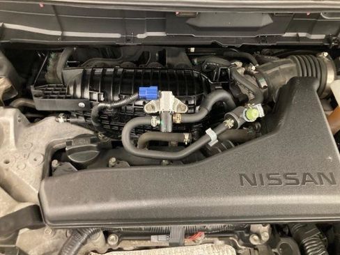 Used 2017 Nissan Rogue S AWD/4WD image 36