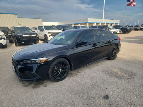 Used 2023 Honda Civic Sport image 1