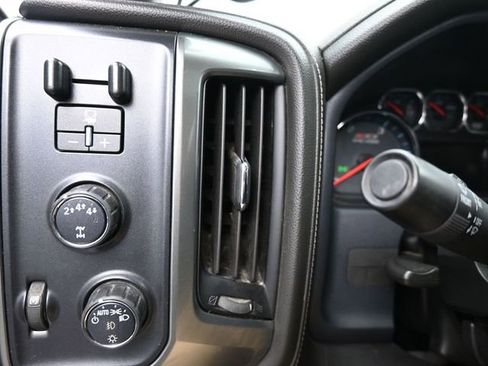 Used 2019 Chevrolet Silverado 2500 LTZ w/ LTZ Plus Package AWD/4WD image 21