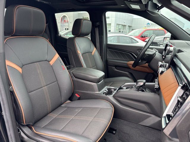 Used 2023 GMC Canyon AT4 w/ Canyon Safety Plus Package AWD/4WD image 28