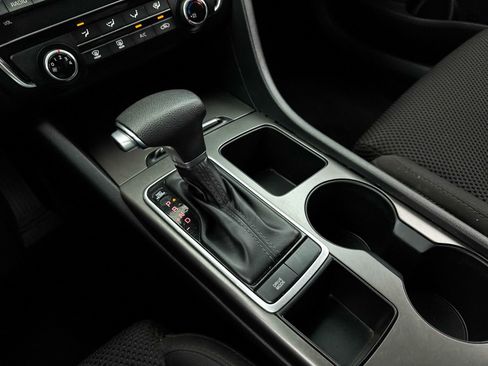 Used 2019 Kia Optima LX FWD image 23