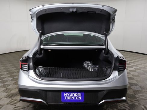 Certified 2025 Hyundai Sonata SE image 13