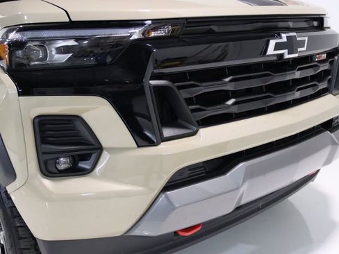 Used 2024 Chevrolet Colorado Z71 w/ Z71 Convenience Package 2 image 27