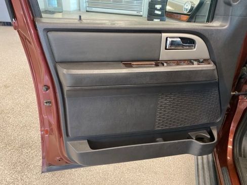 Used 2007 Ford Expedition Limited image 24