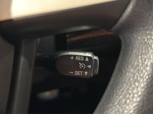 Used 2016 Toyota Prius Two FWD image 25
