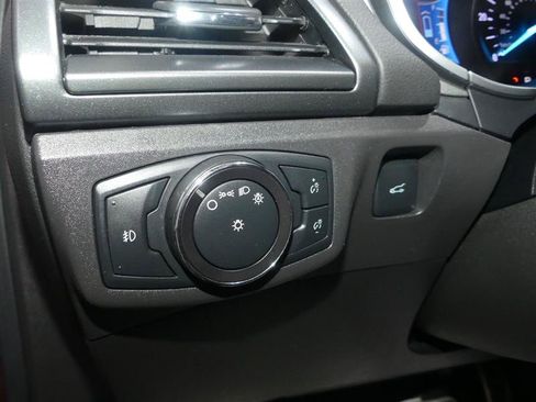 Used 2015 Ford Fusion Titanium FWD image 30
