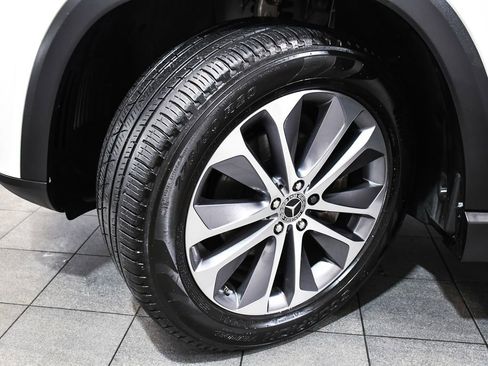 Used 2022 Mercedes-Benz GLE 350 4MATIC w/ Premium Package image 7