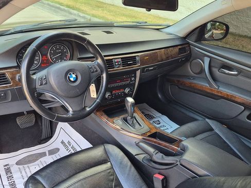 Used 2011 BMW 328i xDrive Coupe AWD/4WD image 33