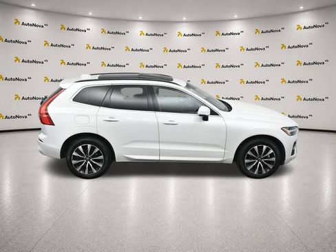 Used 2023 Volvo XC60 B5 Core AWD/4WD image 44
