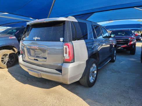 Used 2018 GMC Yukon SLE w/ SLE Value Package AWD/4WD image 4