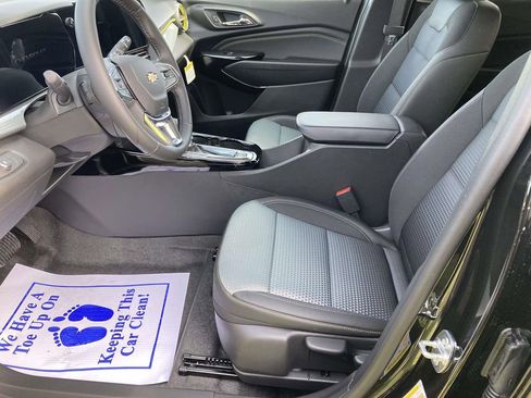 New 2026 Chevrolet Trax LT w/ Driver Confidence Package FWD image 15