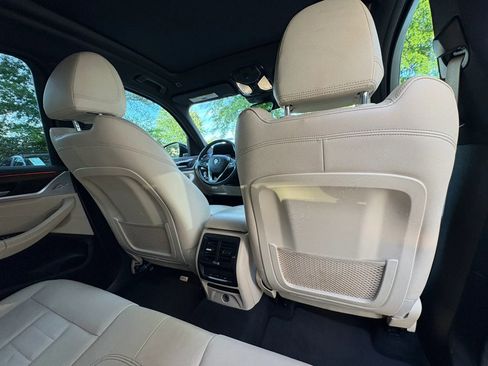 Used 2019 BMW X3 xDrive30i w/ Driving Assistance Package AWD/4WD image 16