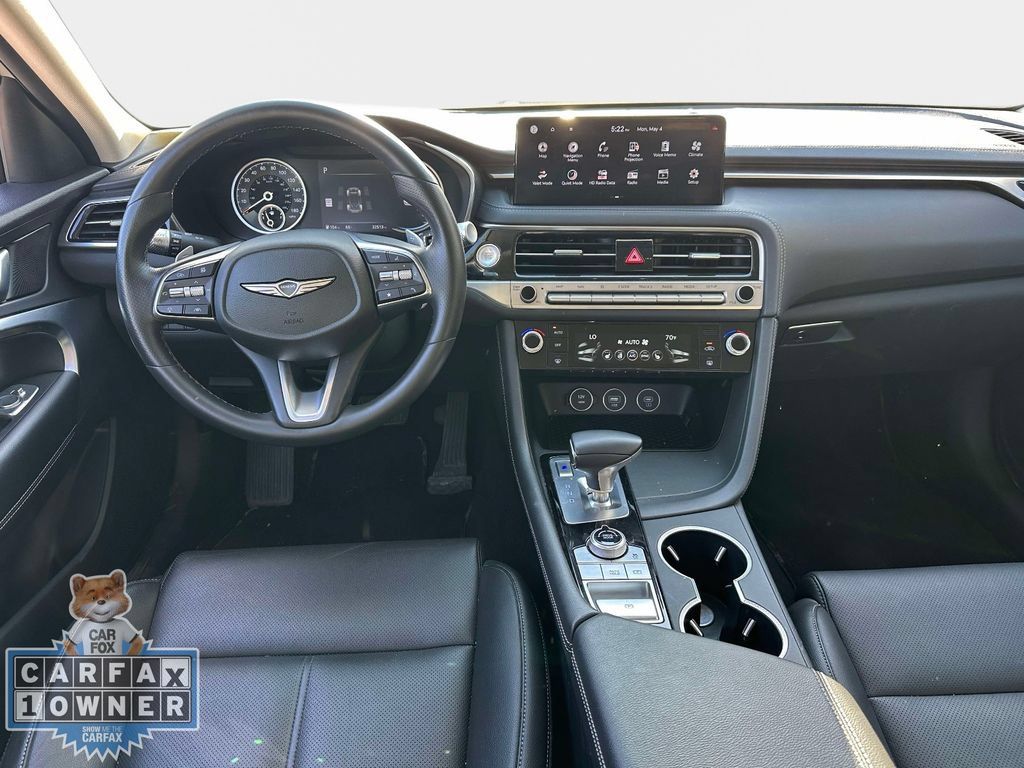 Used 2025 Genesis G70 2.5T AWD/4WD image 13