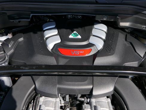 New 2024 Alfa Romeo Stelvio Quadrifoglio w/ Active Assist Plus Package image 30