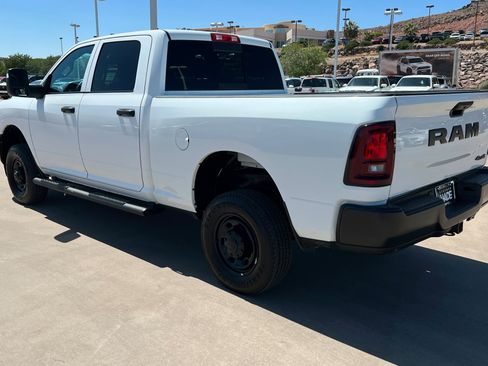 Used 2025 RAM 2500 Tradesman AWD/4WD image 3