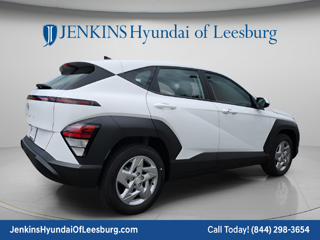 New 2027 Hyundai Kona SE FWD image 4