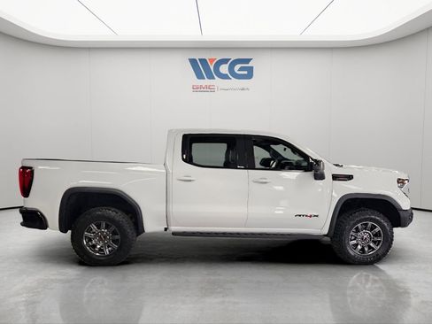 New 2026 GMC Sierra 1500 AT4X w/ LPO, Black Badging Package image 3