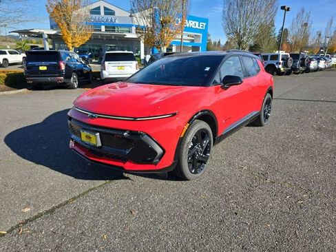 New 2026 Chevrolet Equinox EV RS image 2