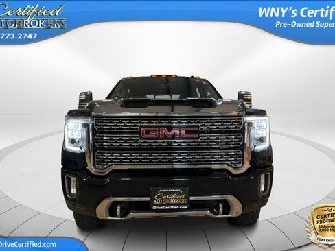 Used 2023 GMC Sierra 3500 Denali w/ Denali Black Diamond Edition AWD/4WD image 2