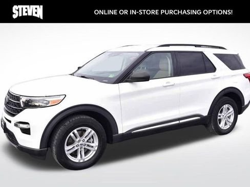 Used 2022 Ford Explorer XLT w/ Equipment Group 202A image 1