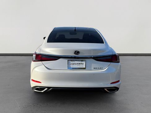 Used 2019 Lexus ES 350 image 4