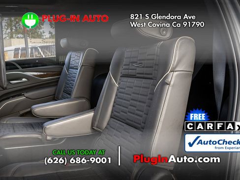 Used 2024 Cadillac Escalade ESV Sport Platinum w/ Heavy-Duty Trailer Package image 11