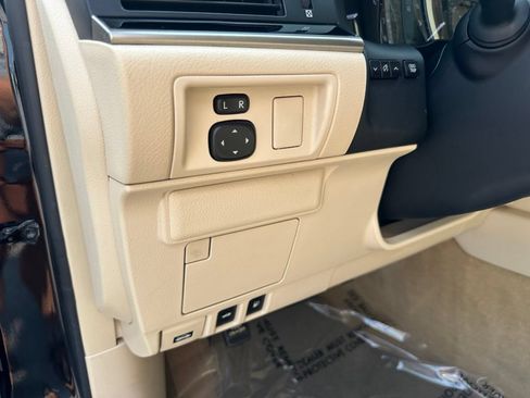 Used 2014 Lexus ES 350 FWD image 14