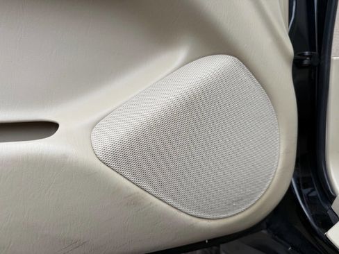 Used 2003 Lexus LX 470 4WD image 43