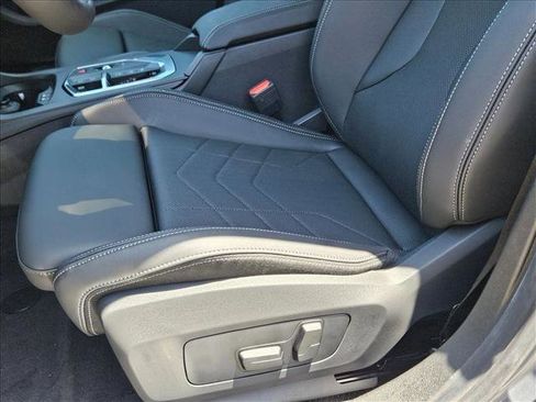 Used 2025 BMW 228i xDrive 228 xDrive image 4