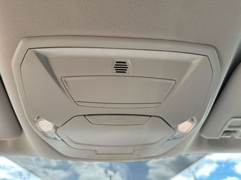 Used 2019 Ford Escape SE FWD image 41