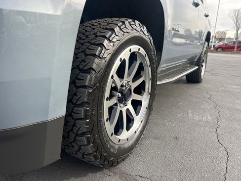 Used 2016 Chevrolet Tahoe LT image 12