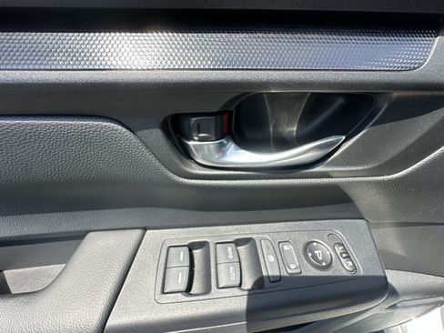 Used 2025 Honda CR-V Sport image 23