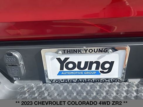 Used 2023 Chevrolet Colorado ZR2 w/ ZR2 Convenience Package III AWD/4WD image 17