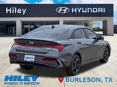 New 2026 Hyundai Elantra SEL Sport Premium w/ Cargo Package FWD image 4