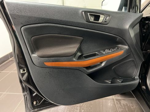 Certified 2022 Ford EcoSport SE w/ SE Appearance Package image 27