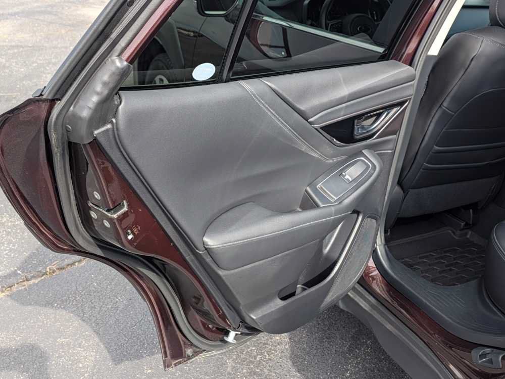 Used 2023 Subaru Outback Touring XT AWD/4WD image 21